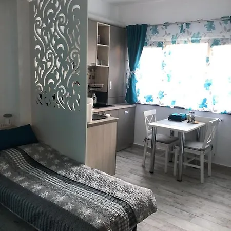 アパート Turquoise - *